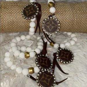 Reloved White Beaded Elastic Luxury Bracelet w/Bling Medallion Logo Leather